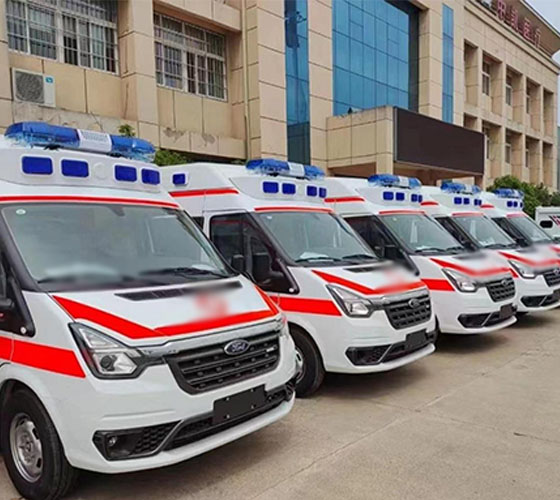 乡城县服务车队展示